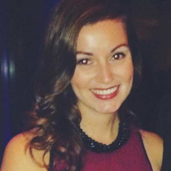 Meet your Posher, Simone - Picture 1 of 1